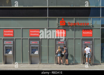 Geldautomat, Sparkasse, Alexander's Place, Mitte, Berlin, Deutschland, Geldautomat, Sparkasse, Alexanderplatz, Mitte, Deutschland Stockfoto
