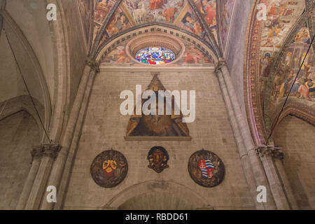 Italien, Arezzo - 12. März 2017: Der Blick in die Santi Pietro und Donato Kathedrale in Arezzo am 12. März 2017, Toskana, Italien. Stockfoto