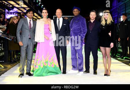 M.Night Shyamalan (L-R) Sarah Paulson, Bruce Willis, Samuel K. Jackson, James McAvoy, und Anya Taylor-Joy Teilnahme an das Glas europäische Premiere im Curzon Mayfair, London statt. Stockfoto