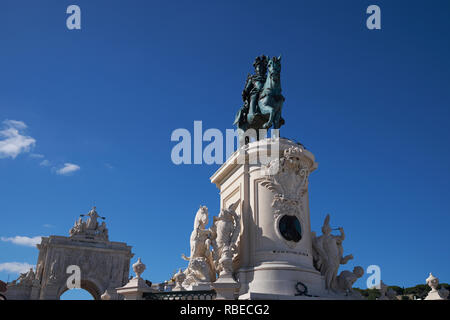 Statue von Dom José I (König Joseph 1) in der Praça do Comércio, Lissabon, Portugal. Stockfoto