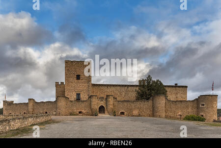 Das Schloss von Pedraza ist eine alte Festung in der Stadt von Pedraza entfernt. Spanien. Stockfoto