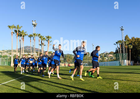 Erwärmen Sie den Player. Marvin Wanitzek (KSC) ist Gruß. GES/fussball/3. Liga: Karlsruher SC - Trainingslager in Marbella, 10.01.2019 - Fußball 3. Division: Karlsruher SC, Trainingslager, Marbella, Jan 10, 2019 - | Verwendung weltweit Stockfoto