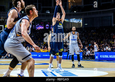 Moskau, Moskau, Russland. 8 Jan, 2019. Jan Vesely, #24 von Fenerbahce Istanbul in Aktion während der Match gegen Khimki Moskau in Runde 17 der Turkish Airlines Euroleague Spiel der Saison 2018-2019 gesehen. Credit: Nicholas Müller/SOPA Images/ZUMA Draht/Alamy leben Nachrichten Stockfoto