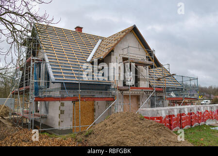 10 Januar 2019, Brandenburg, Frankfurt (Oder): Die Schale von einem Haus. Foto: Patrick Pleul/dpa-Zentralbild/ZB Stockfoto