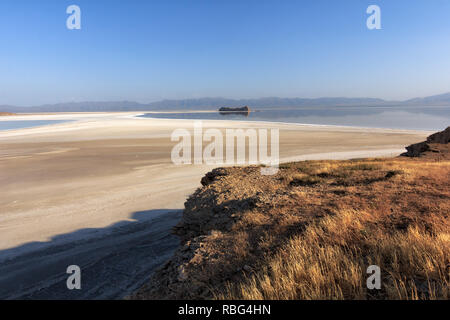 Urmia See, auf dem Hügel von Yas Adasi Island, West Provinz Aserbaidschan, Iran Stockfoto