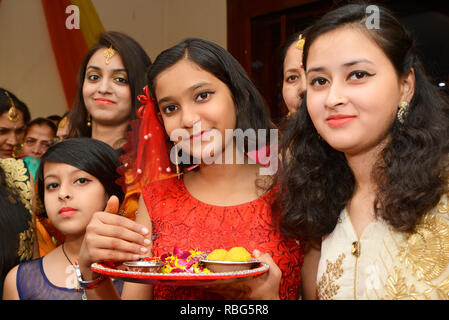 Indische Hochzeit rituellen Begrüßungszeremonie Stockfoto