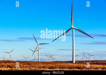 Windpark Whitelee, die von Scottish Power erneuerbare besessen, ein Teil des spanischen Unternehmens Iberdrola, ist der größte Onshore-Windpark in Großbritannien Stockfoto