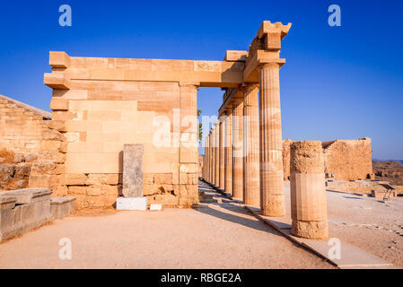 Rhodos, Griechenland. Akropolis von Lindos, die antiken griechischen Zivilisation in der Ägäischen Inseln. Stockfoto