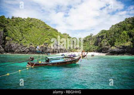 Koh Phi Phi Don Island Beach, Thailand. Tag 18. Dezember 2018 Stockfoto