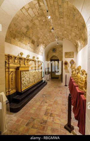 Innenraum der Schwäbischen Kapelle (Cappella Sveva) an der Piazza Duomo, der Insel Ortygia, Syrakus. Stockfoto