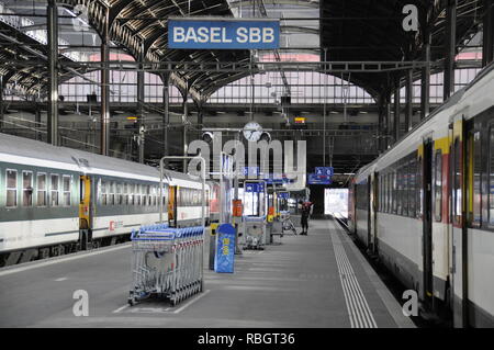 Basel Hauptbahnhof in Basel, Schweiz Stockfoto