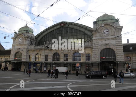 Basel Hauptbahnhof in Basel, Schweiz Stockfoto