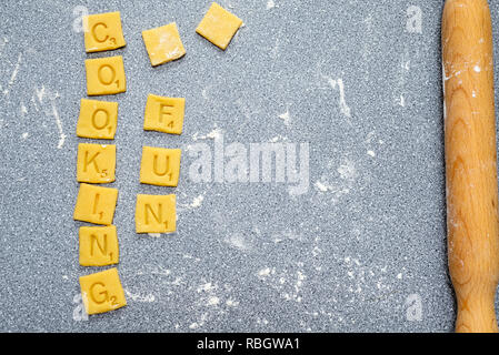 Kochen Spaß - scrabble Worte von Keks/Plätzchenteig. Stockfoto