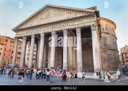 Rom, Italien, Oktober 04, 2018: Pantheon ist der ehemalige römische Tempel Stockfoto