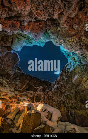 Lava-höhle Höhle, Island Stockfoto