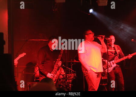 Live Musik Konzert - Rückkehr der P45 Stockfoto