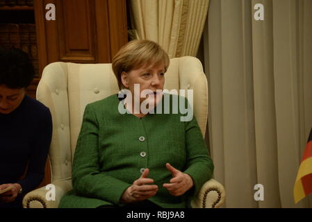 Athen, Griechenland. 10 Jan, 2019. Angela Merkel Bundeskanzlerin der Bundesrepublik Deutschland, während des Treffens mit den griechischen Premierminister Alexis Tsipras. Der griechische Premierminister Alexis Tsipras, hat mit Angela Merkel Bundeskanzlerin getroffen, um das Problem zu Griechenland und FYROM, wirtschaftlichen und politischen Beziehungen zwischen den beiden Ländern zu diskutieren. Credit: Dimitrios Karvountzis/Pacific Press/Alamy leben Nachrichten Stockfoto