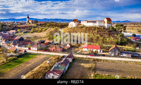 Feldioara, Rumänien. Mittelalterliche Festung Marienburg in Siebenbürgen, Brasov County. Stockfoto