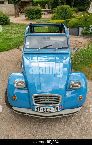 Citroen 2 CV für den 70. Jahrestag Stockfoto