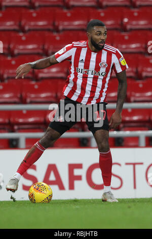 SUNDERLAND, Großbritannien, 8. Januar 2019. Jerome Sinclair von Sunderland in Aktion während der Checkatrade Trophy Match zwischen Sunderland und Newcastle United im Stadion des Lichts, Sunderland am Dienstag, den 8. Januar 2019. (Credit: Mark Fletcher | MI Nachrichten & Sport Ltd | Alamy Leben Nachrichten) © MI Nachrichten & Sport Ltd | Alamy Stockfoto