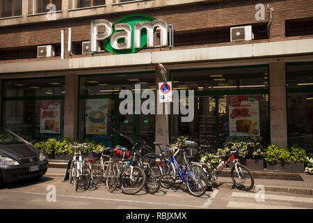 Juli 6, 2013. Italien Stadt Brescia. Alte europäische Stadt Brescia in der Lombardei im Sommer. Stockfoto