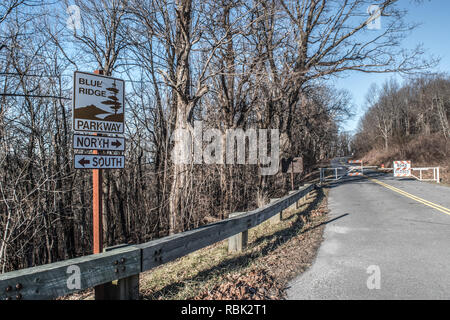 National Park Service schließt den öffentlichen Straßen aufgrund der Bundesregierung Herunterfahren Stockfoto