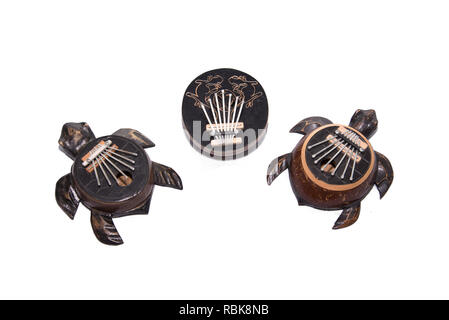 Musical instrument Kalimba. Close-up. Auf weissem Hintergrund. Stockfoto