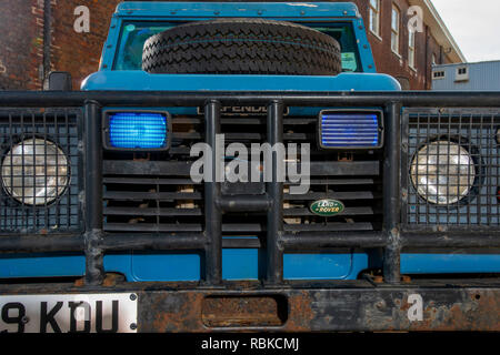 1994 gepanzerte Polizei Land Rover Defender 110 Stockfoto