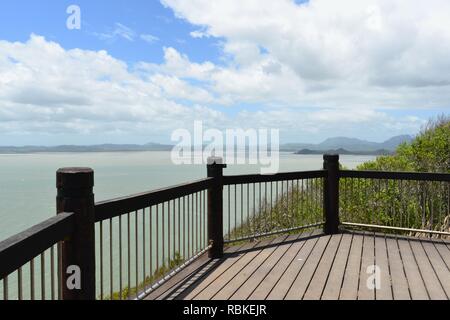 Turtle Lookout, Wandern durch Cape Hillsborough National Park, Queensland, Australien Stockfoto