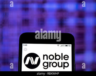 Kiew, Ukraine. 10 Jan, 2019. Noble Group Company Logo gesehen auf einem Smartphone angezeigt. Quelle: Igor Golovniov/SOPA Images/ZUMA Draht/Alamy leben Nachrichten Stockfoto