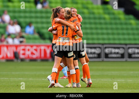 AAMI Park, Melbourne, Australien. 11 Jan, 2019. W Liga Fußball, Melbourne City versus Brisbane Roar; Brisbane Roar Spieler feiern ihren Gewinn Credit: Aktion plus Sport/Alamy leben Nachrichten Stockfoto