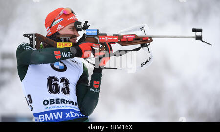 Oberhof, Deutschland. 11 Jan, 2019. Biathlon, Weltmeisterschaft, Sprint 10 km, Männer: Benedikt Doll aus Deutschland am Schießstand. Foto: Martin Schutt/dpa-Zentralbild/dpa/Alamy leben Nachrichten Stockfoto