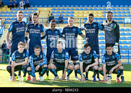 ALBUFEIRA, Algarve, Stadion Estadio da Nora, 11-01-2019, Vitesse - Livingston freundlich, Fußball, niederländischen Eredivisie Saison 2018 - 2019. Foto des Teams vor dem Spiel Vitesse - Livingston. Stockfoto