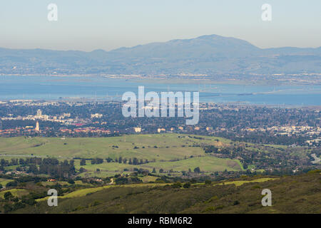 Blick vom Skyline Highway Richtung Palo Alto und Menlo Park, Silicon Valley, San Francisco Bay Area, Kalifornien Stockfoto