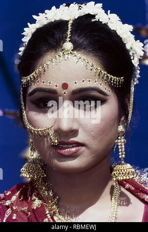 Schauspielerin Padmini Kolhapure in bridal Look, Indien, Asien Stockfoto