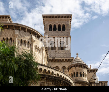 MONTE CARLO, MONACO: 26. MAI 2018: St. Nikolaus-Kathedrale (auch bekannt als (die Kathedrale der Unbefleckten Frau) Stockfoto