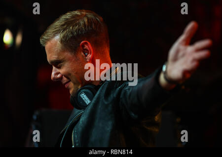 Der niederländische Superstar-DJ Armin Van Buuren Drucker-emulation Live at tomorrowland Electronic Dance Music Festival Stockfoto