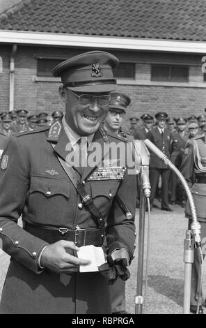 10 jarig Bestaan van onderofficierenschool in Weert Prins Bernhard Zehen tijdens, Bestanddeelnr 912-8866. Stockfoto