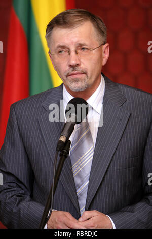 Warszawa, Masowien/Polen - 2006/07/27: Gediminas Kirkilas - Litauens Premierminister während der offiziellen diplomatischen Besuch in Polen Stockfoto