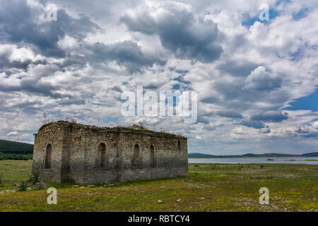Verlassene Kirche in Bulgarien Stockfoto