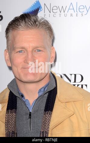 Beverly Hills, CA. 10 Jan, 2019. Chance Kelly bei Ankünften für JENSEITS DER NACHT Premiere, Ahrya Fine Arts Theater, Beverly Hills, CA 10. Januar 2019. Credit: Priscilla Grant/Everett Collection/Alamy leben Nachrichten Stockfoto