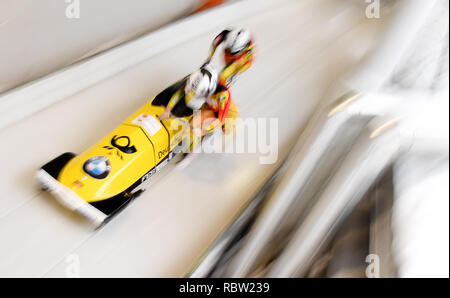 12 Januar 2019, Bayern, Schönau am Königssee: Zwei-mann Bob, Frauen, Kunsteisbahn am Königssee: Deutsche bobsledders Anna Köhler und Lisa Sophie Gericke am Start. Foto: Tobias Hase/dpa Stockfoto