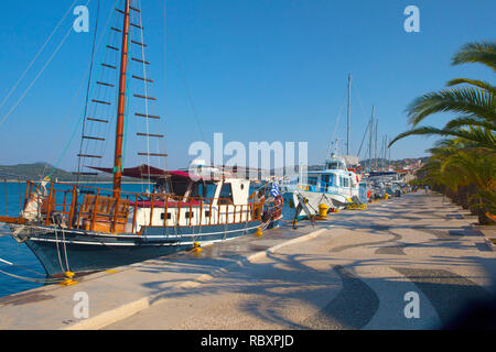 Boote in Argostoli, Kefalonia, Griechenland günstig. Stockfoto