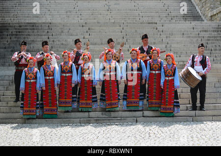 Stadt Plovdiv, Bulgarien: Präsentation der bulgarischen traditionelle Folklore Musik in Plovdiv, Stadt, die Hauptstadt der Kultur 2019 Stockfoto