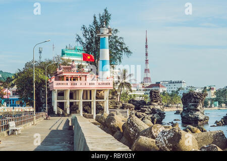 Dinh Cau Leuchtturm Symbol der Insel Phu Quoc, Vietnam. Phu Quoc ist ein vietnamesisches Insel vor der Küste von Kambodscha im Golf von Thailand. Stockfoto