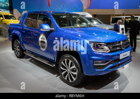 Brüssel - Jan 10, 2018: Volkswagen Amarok Pickup truck an der Brussels Expo Autosalon Motor Show präsentiert. Stockfoto