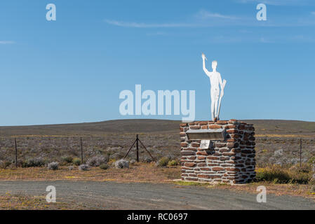 NIEUWOUDTSVILLE, SÜDAFRIKA, 30. AUGUST 2018: ein Monument zum Gedenken an das Ende des Anglo Boer Krieg im Jahr 1902, auf der Straße R27 zwischen Nieuwoudtville ein Stockfoto