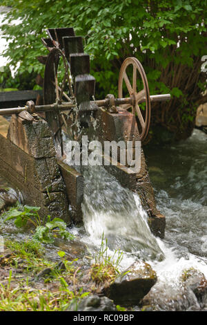 Antike Wasserrad in Kirkwood historische Ranch die Snake River in Hells Canyon National Recreation Area. Stockfoto