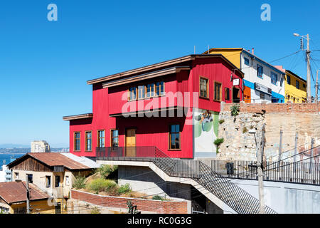 Die neuen, oberen Teil des Ascensor Espiritu Santo in Valparaiso, die im Jahr 2016 renoviert wurde. Stockfoto