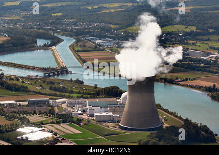 Luftaufnahme des Akw Leibstadt, die im Kanton Aargau, Schweiz befindet. Stockfoto